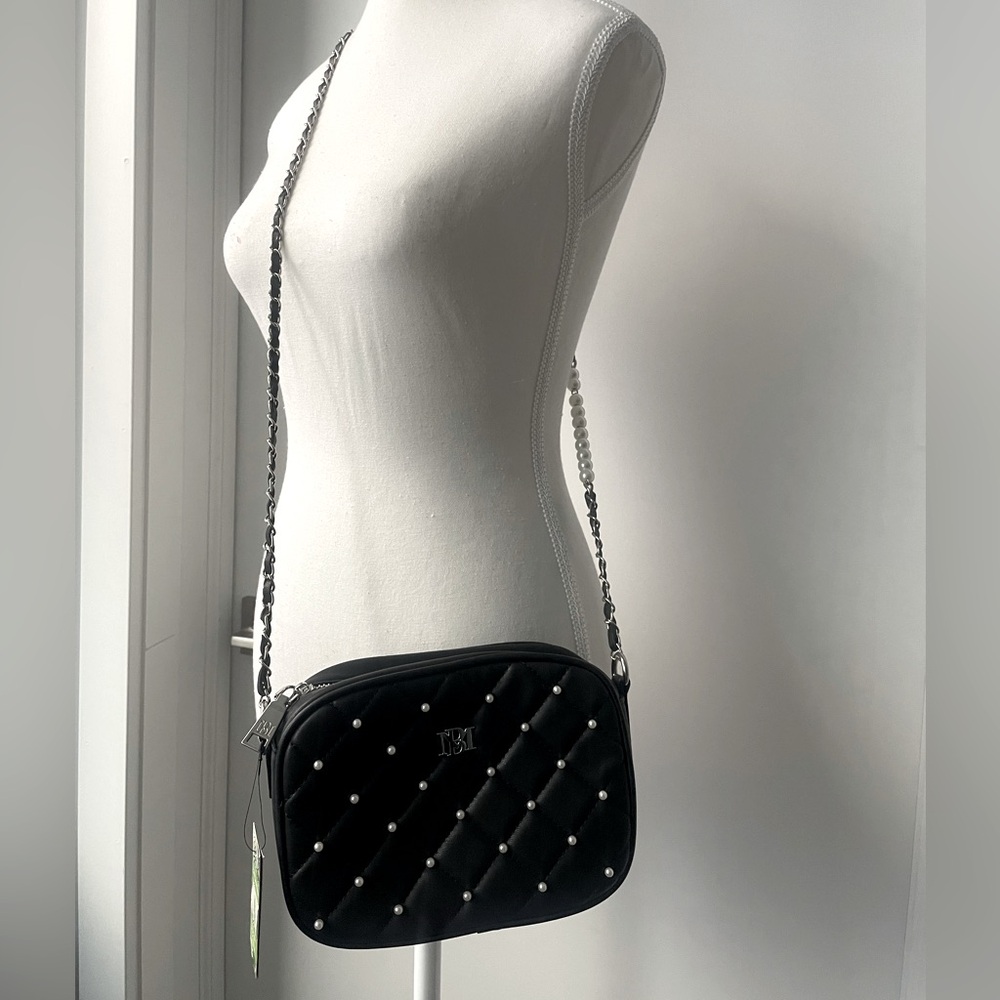 Badgley Mischka Quilted Crossbody, Black